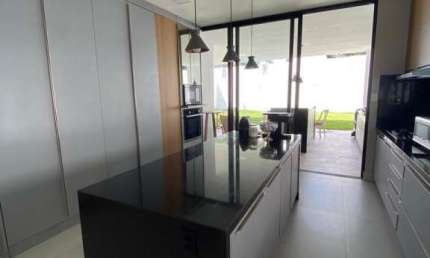 Casa à venda, 320 m² por R$ 2.300.000,00 - Buraquinho - Lauro de Freitas/BA