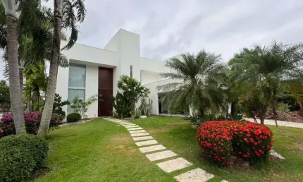 Casa com 3 dormitórios à venda, 300 m² por R$ 3.500.000,00 - Abrantes - Lauro de Freitas/BA