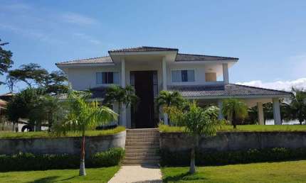 Casa à venda, 390 m² por R$ 4.950.000,00 - Encontro das Águas - Lauro de Freitas/BA