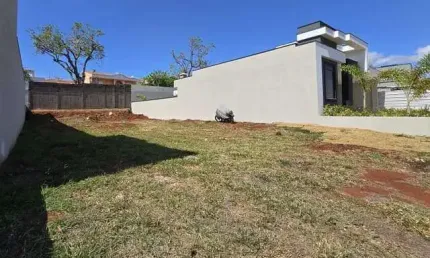 Terreno em condomínio fechado à venda no Jardim Pari, Paulínia 