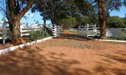 Chácara / sítio com 3 quartos à venda no Santana, Avaré 