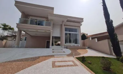 Linda Casa Moderna com 4 Suítes para Venda e Locação no Condomínio Barão do Café