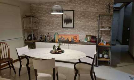Casa para venda com 3 Suites, 4 Vagas, 300M², Condominio Manacás, Paulínia - SP