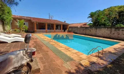 Casa à venda 3 Quartos, 1 Suite, 4 Vagas, 1027.2M², Vila Hollândia, Campinas - SP