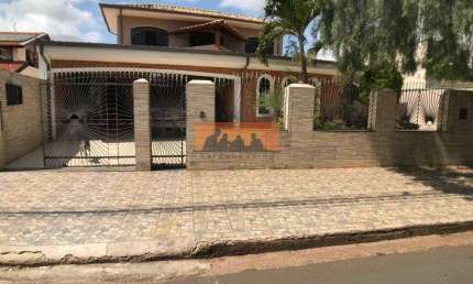 Casa à venda 3 Quartos, 1 Suite, 4 Vagas, 320.25M², Cidade Universitária II, Campinas - SP