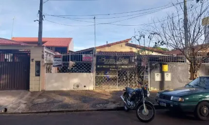 Casa em zoneamento residencial e comercial no centro de Barão Geraldo