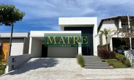 Casa térrea localizada em um dos melhores condomínios de Bragança Paulista