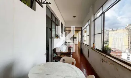 Apartamento à venda, 3 quartos, 2 suítes, Centro - Belo Horizonte/MG