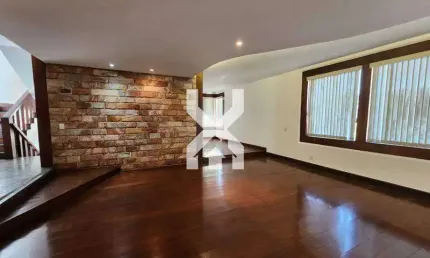 Casa geminada à venda, 5 quartos, 1 suíte, 5 vagas, São Bento - Belo Horizonte/MG