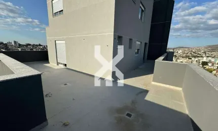 Cobertura à venda, 3 quartos, 1 suíte, 2 vagas, Sagrada Família - Belo Horizonte/MG