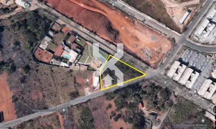 Terreno à venda na Rua Oito, Chácaras Cotia, Contagem