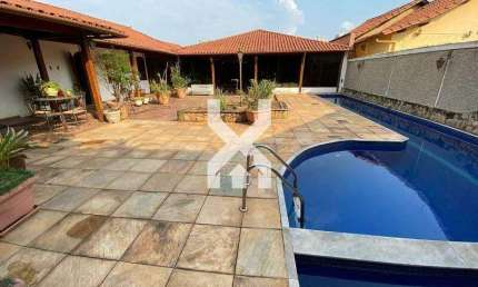 Casa à venda, 5 quartos, 3 suítes, 4 vagas, Santa Lúcia - Belo Horizonte/MG