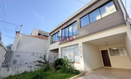Casa com 3 quartos à venda na Rua Sete de Abril, 761, Alto da Rua XV, Curitiba por R$ 597.000