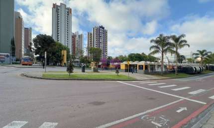 Apartamento com 2 quartos à venda na Rua Chichorro Júnior, 364, Cabral, Curitiba por R$ 478.000