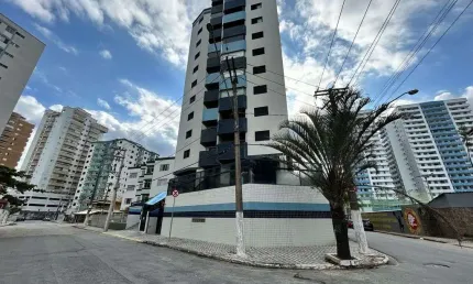 Apartamento em Praia Grande, na Ocian perto da Praia com 02 dormitorios.