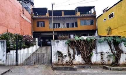 Casa à venda na Avenida Henrique Gonçalves Baptista, Jardim Belval, Barueri