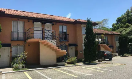 CASA PARA VENDA NO CONDÓMINIO VILLAGE VALE VERDE- COTIA