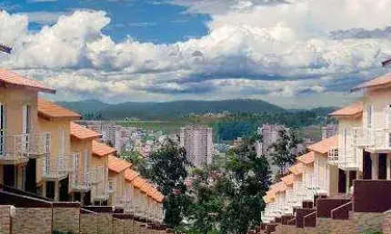 CASA PARA VENDA NO CONDOMÍNIO DONA HELENA - CAJAMAR