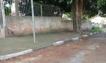 TERRENO DE ESQUINA A VENDA NO BAIRRO JARDIM ITAPEVI - ITAPEVI