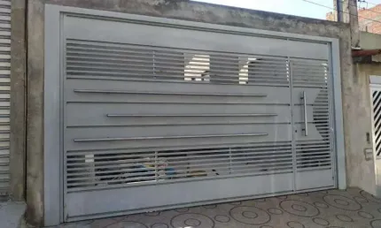 Casa com 3 quartos à venda na Rua Birigui, Jardim Graziela, Barueri