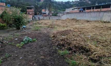 ÁREA MISTA COMERCIAL E RESIDENCIAL COM 1330 M² - ITAPEVI