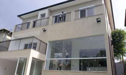 CASA Á VENDA NO CONDOMÍNIO TARUMÃ - SANTANA DE PARNAÍBA