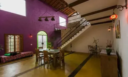 CASA DE 440 M² RESIDENCIAL SANTA HELENA I - SANTANA DE PARNAÍBA.