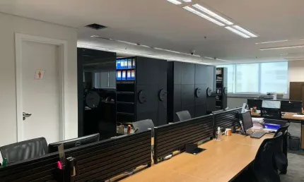 Sala comercial a venda no edificio montreal - alphaville - sp