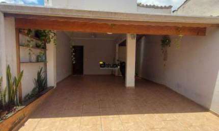 Casa com 3 quartos à venda na Rua Saturno, Jardim Tupanci, Barueri