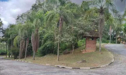 TERRENO A VENDA EM JANDIRA - CONDOMÍNIO QUEBRA NOZES