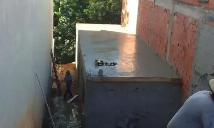Terreno à venda na Rua Mar de Creta, Parque Ribeiro de Lima, Barueri