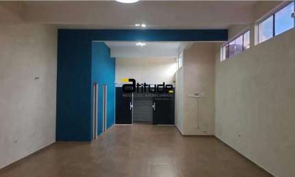 Salão Comercial 140m² para Alugar no Jardim Silveira – Barueri/SP