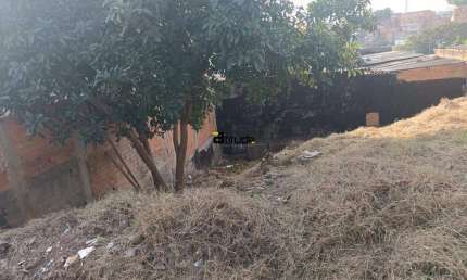 Terreno à venda na Alameda Antuérpia, Recanto Phrynea, Barueri