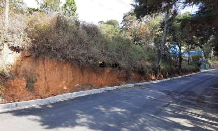 TERRENO A VENDA DE 667 M² PRÓXIMO DO BAIRRO INGAÍ ALDEIA DA SERRA