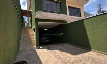 Casa com 3 quartos à venda na Rua Luciano dos Santos Garcia, Cipava, Osasco