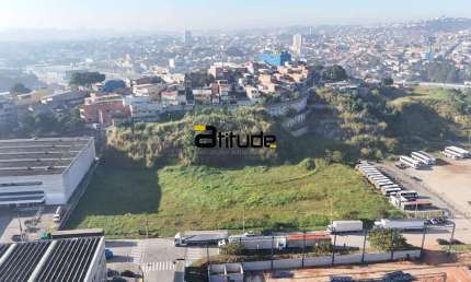 Terreno 6.334 m² em Condomínio Fechado – Polo Industrial Jandira II – Locação!
