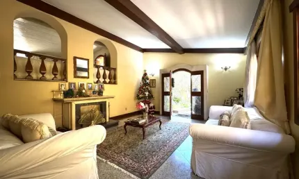 Casa espaçosa em excelente localização do São Bento