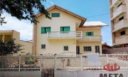 Casa com 3 dormitórios à venda, 400 m² por R$ 1.398.000,00 - Bucarein - Joinville/SC