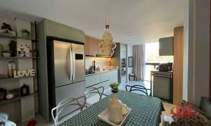 Sobrado com 2 dormitórios à venda, 123 m² por R$ 650.000,00 - Boa Vista - Joinville/SC