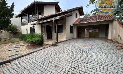 Casa com 5 dormitórios para alugar, 215 m² por R$ 4.140,00/mês - Floresta - Joinville/SC