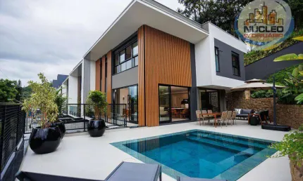 Casa com 3 dormitórios à venda, 311 m² por r$ 2.889.000,00 - américa - joinville/sc