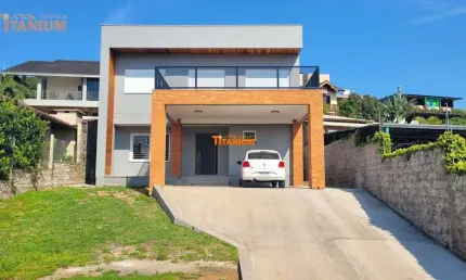 Casa à Venda com 3 dormitórios no Bairro União em Estância Velha