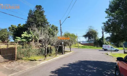 Terreno de esquina com 330 m2 à venda em Novo Hamburgo.
