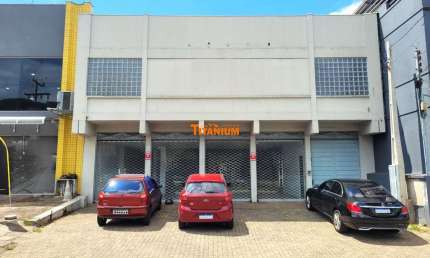 Prédio à Venda e aluguel em Novo Hamburgo, Rio Branco - Piso frio, espera para split, porcelanato e mais!