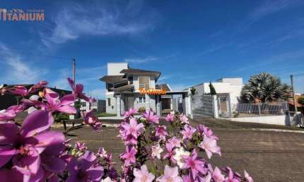 Casa à venda amplamente reformada, 3 dormitórios - Solar do Campo - Campo Bom