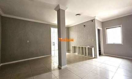 Apartamento à venda semimobiliado no Centro de  Novo Hamburgo