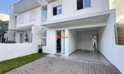 Casa à venda em Novo Hamburgo, com 3 dormitórios sendo uma suíte.