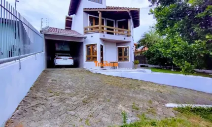 Casa com 4 dormitórios, sendo uma suíte com banheira de hidromassagem à venda em novo hamburgo.
