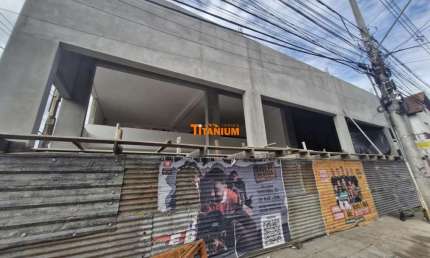 Loja em Obras para Aluguel, bairro Pátria Nova Novo Hamburgo - Piso Frio, Porcelanato, Mezanino
