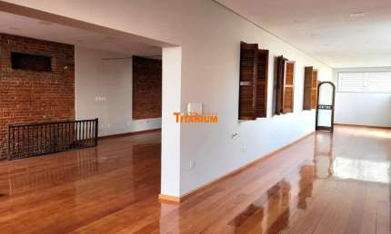 Sala Comercial para Locação com Acabamentos Rústicos e IPTU Isento – Um Espaço Único no Centro de Novo Hamburgo